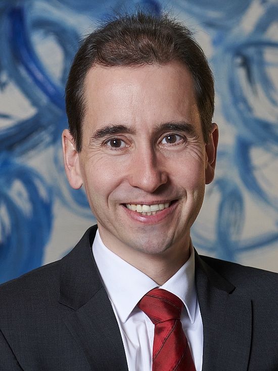 Prof. Rainer Greifeneder